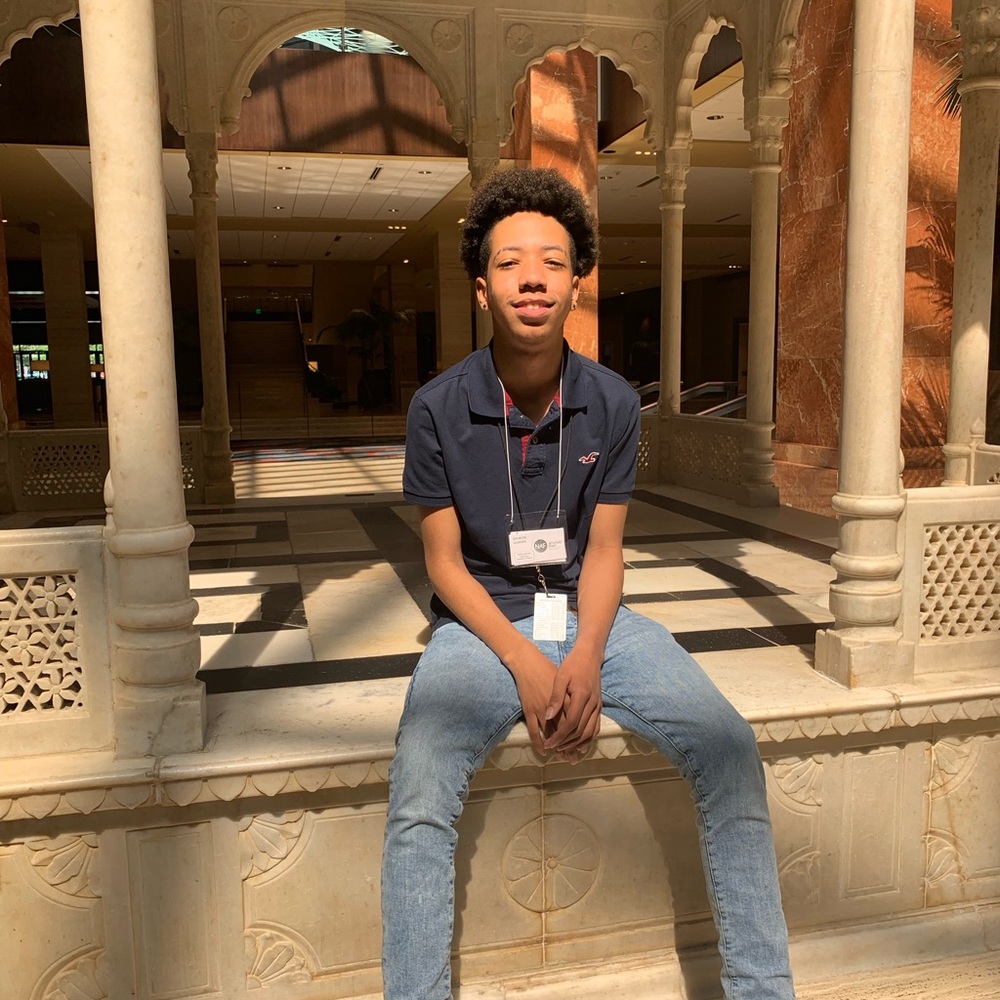 Meet your Posher, Shuron